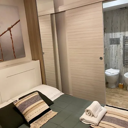 Dimora Dionisio בית הארחה 3*